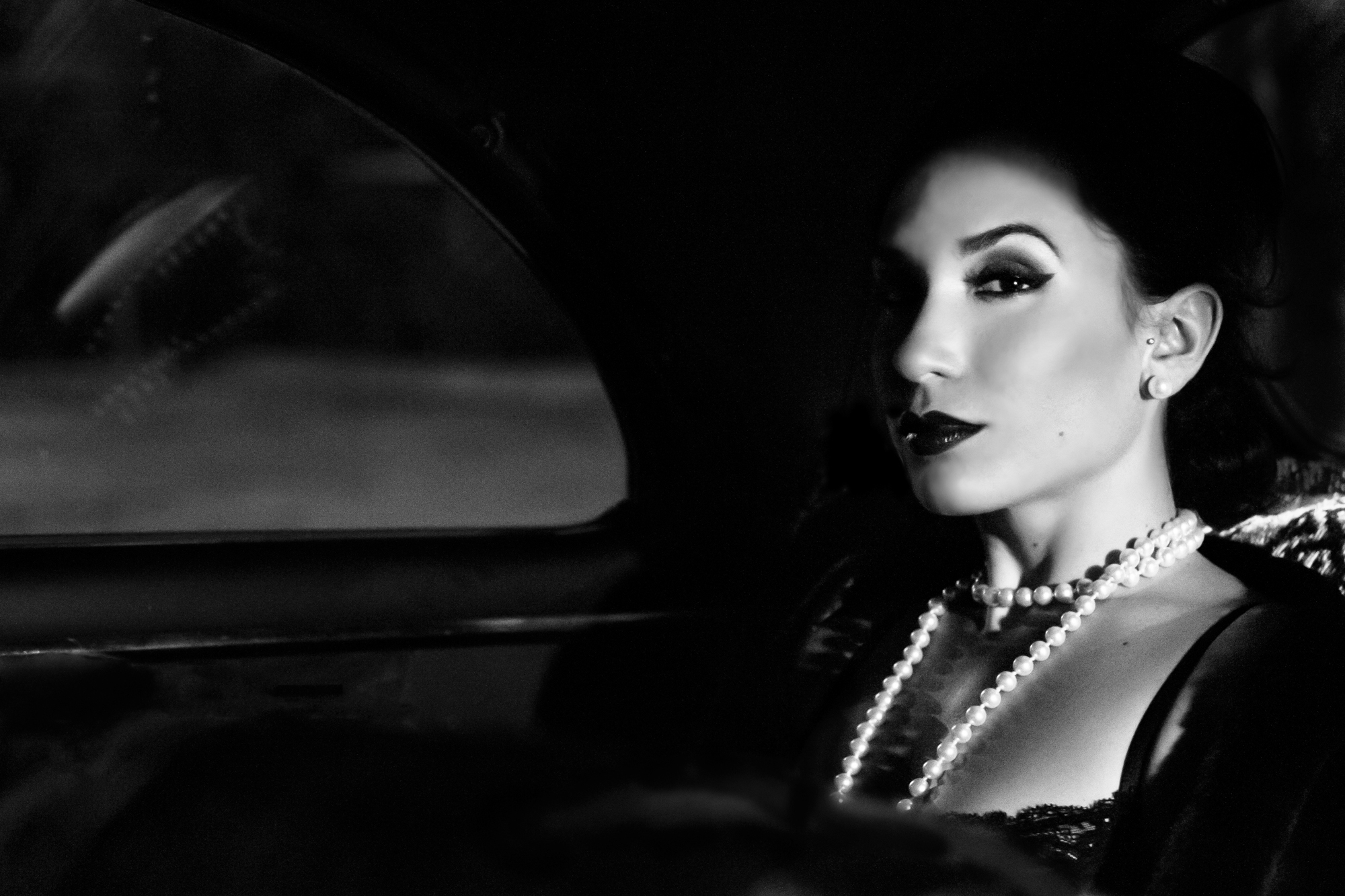 Michelle Yoder retro pinup photography